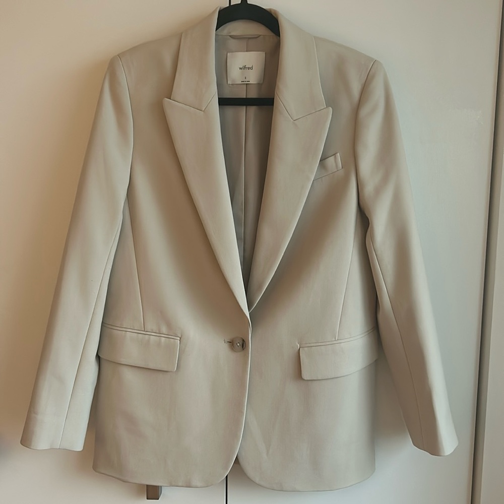 Aritzia Blazer